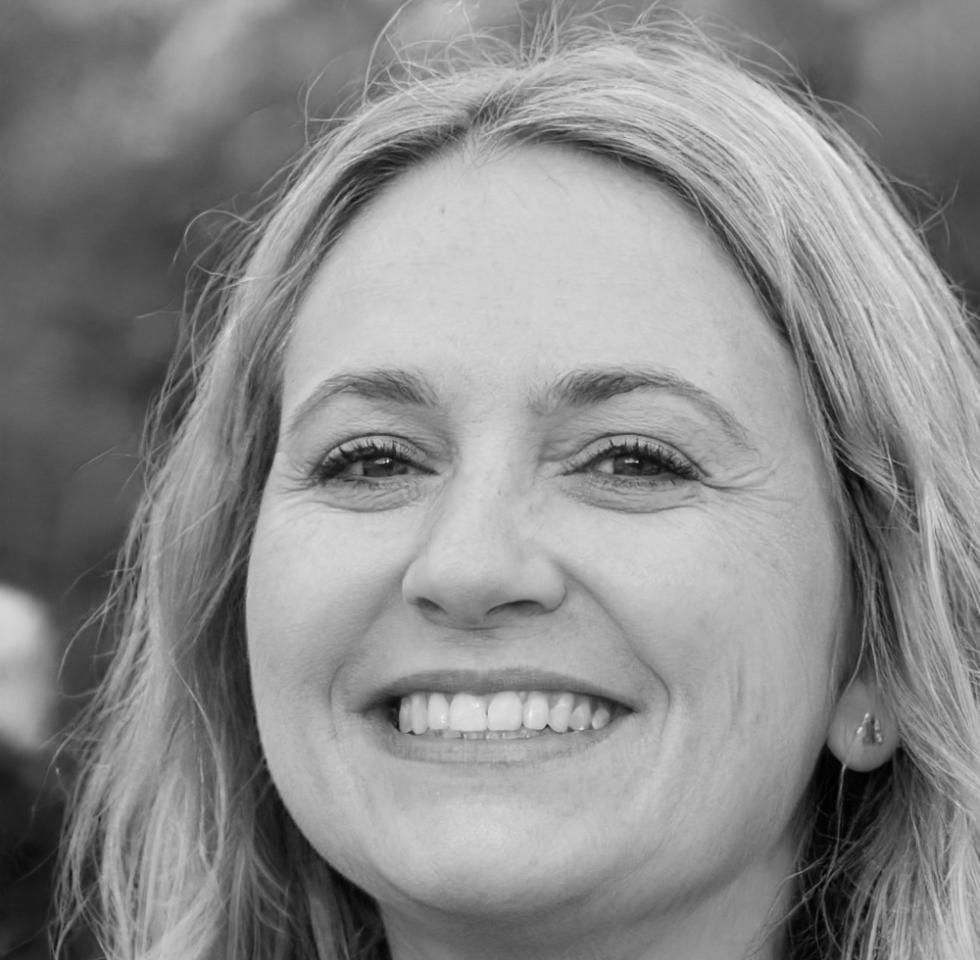 Finanzstrategin Prof. Sarah Müller